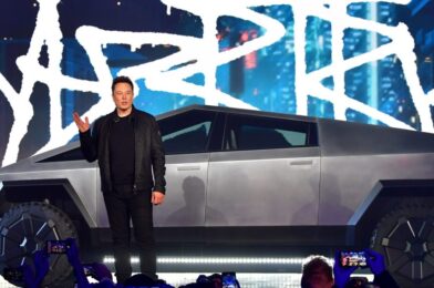 PR experts say Elon Musk’s handling of the Tesla Cybertruck explosion in Las Vegas was a masterclass